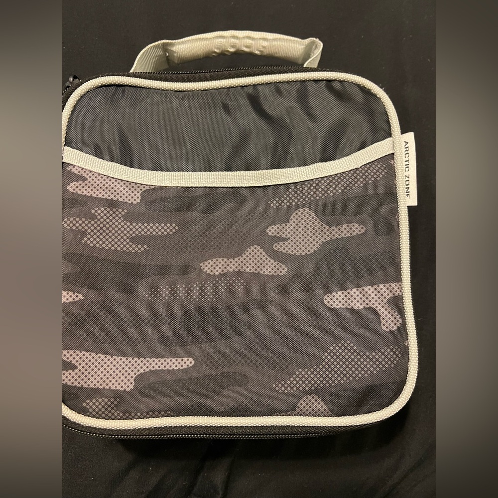 Artic zone lunch box. Great condition. Washed and clean.